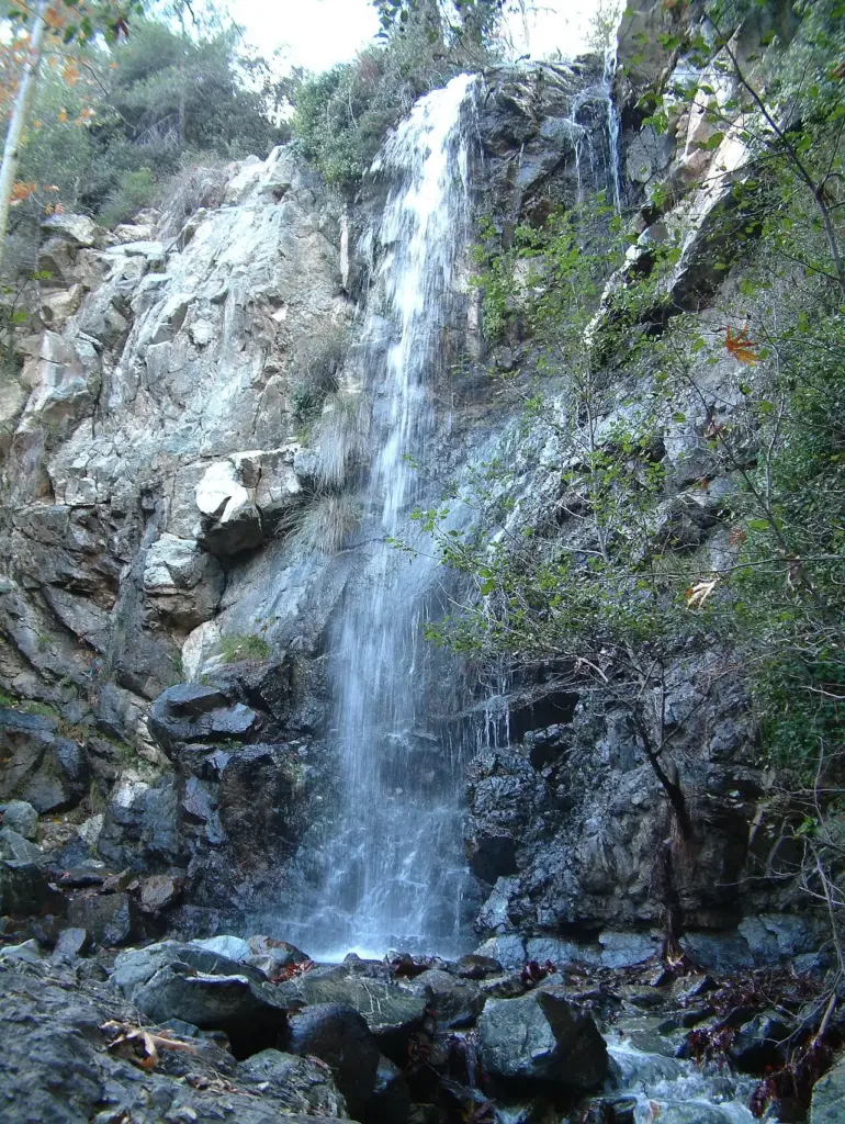 Caledonia vízesés