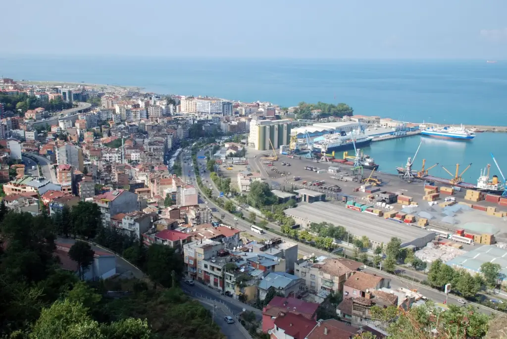 Trabzon – Szumela kolostor (sziklába vésve)