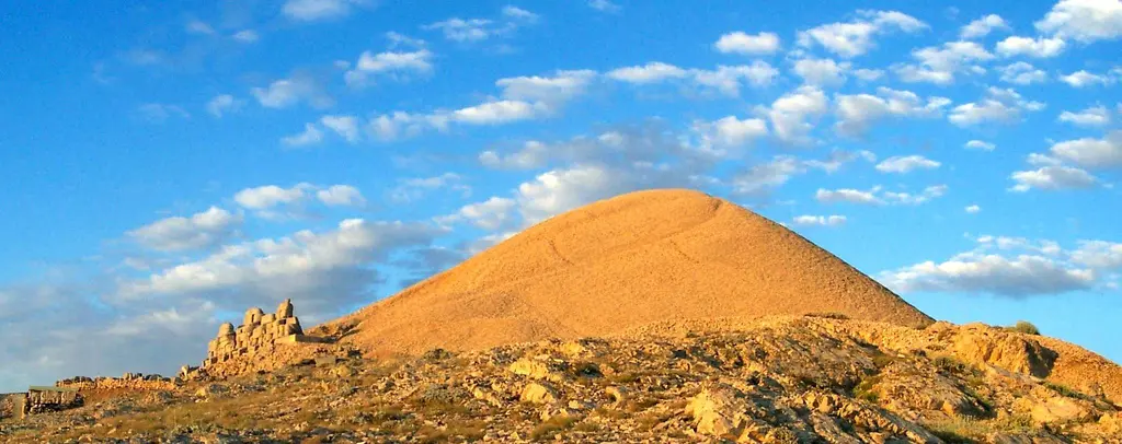 Nemrut Dağı – óriás fejszobrok (UNESCO)