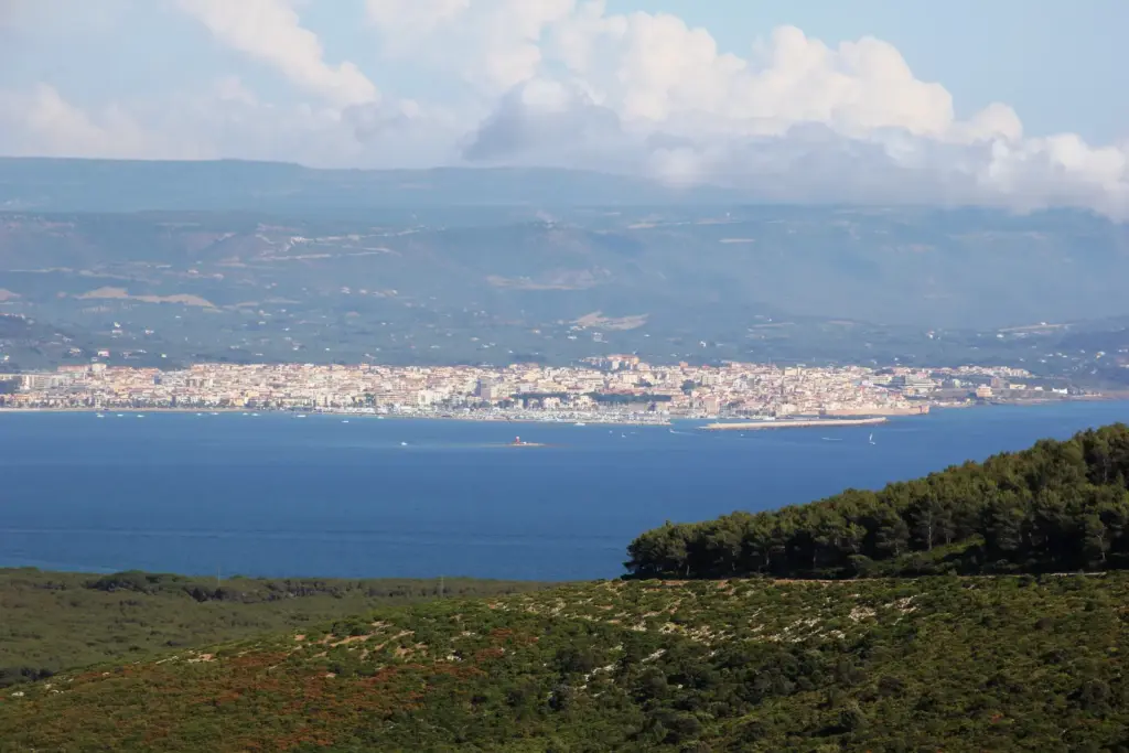 Alghero – katalán kikötőváros