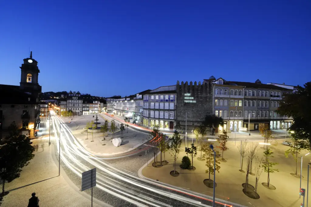 Guimarães – Portugália bölcsője (UNESCO)