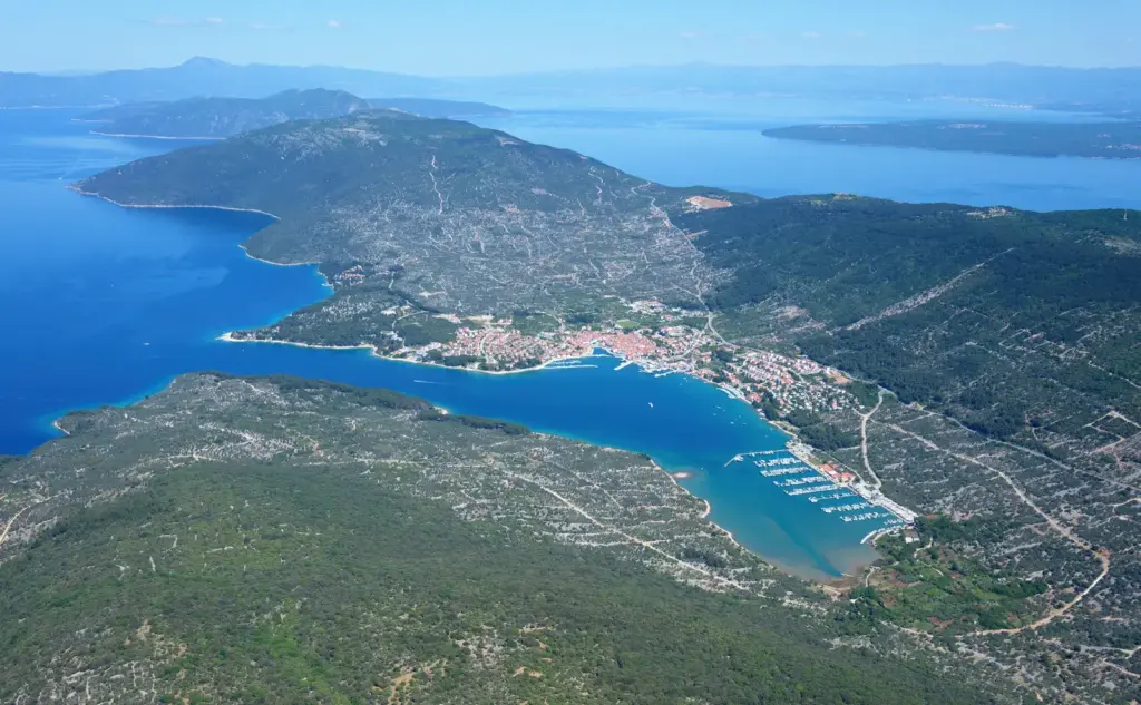 Cres-sziget – griffkeselyű-kolónia