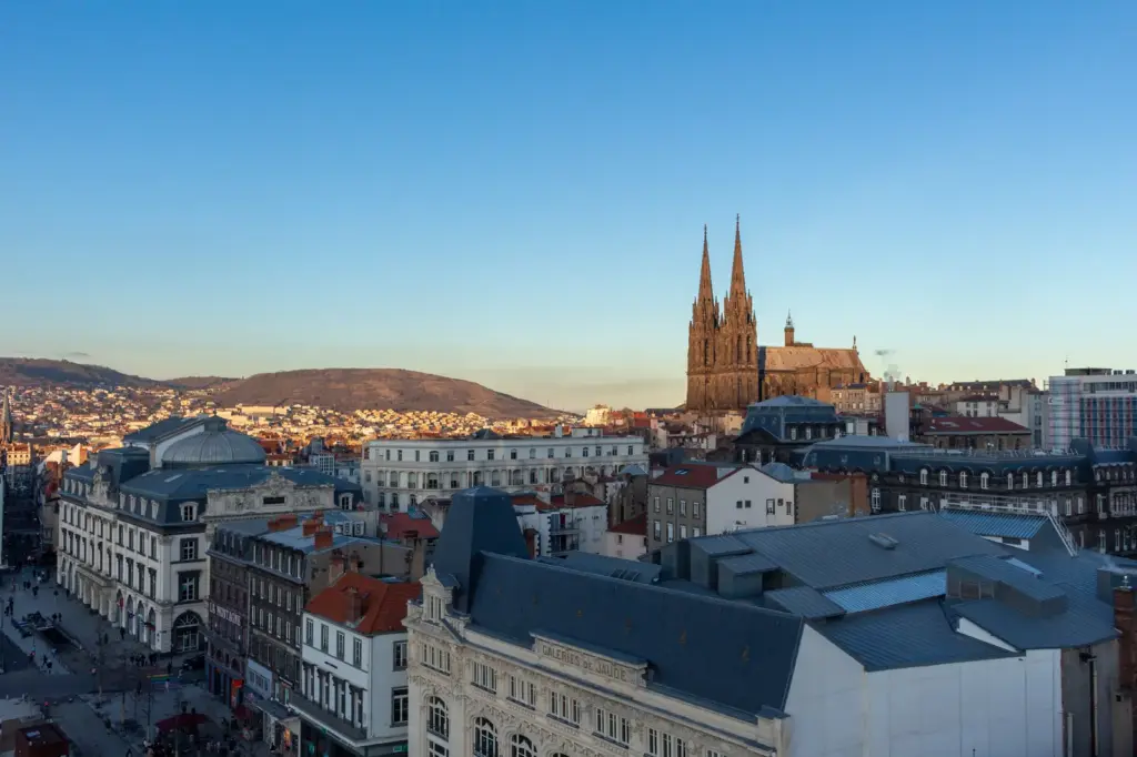 Clermont-Ferrand fekete katedrális