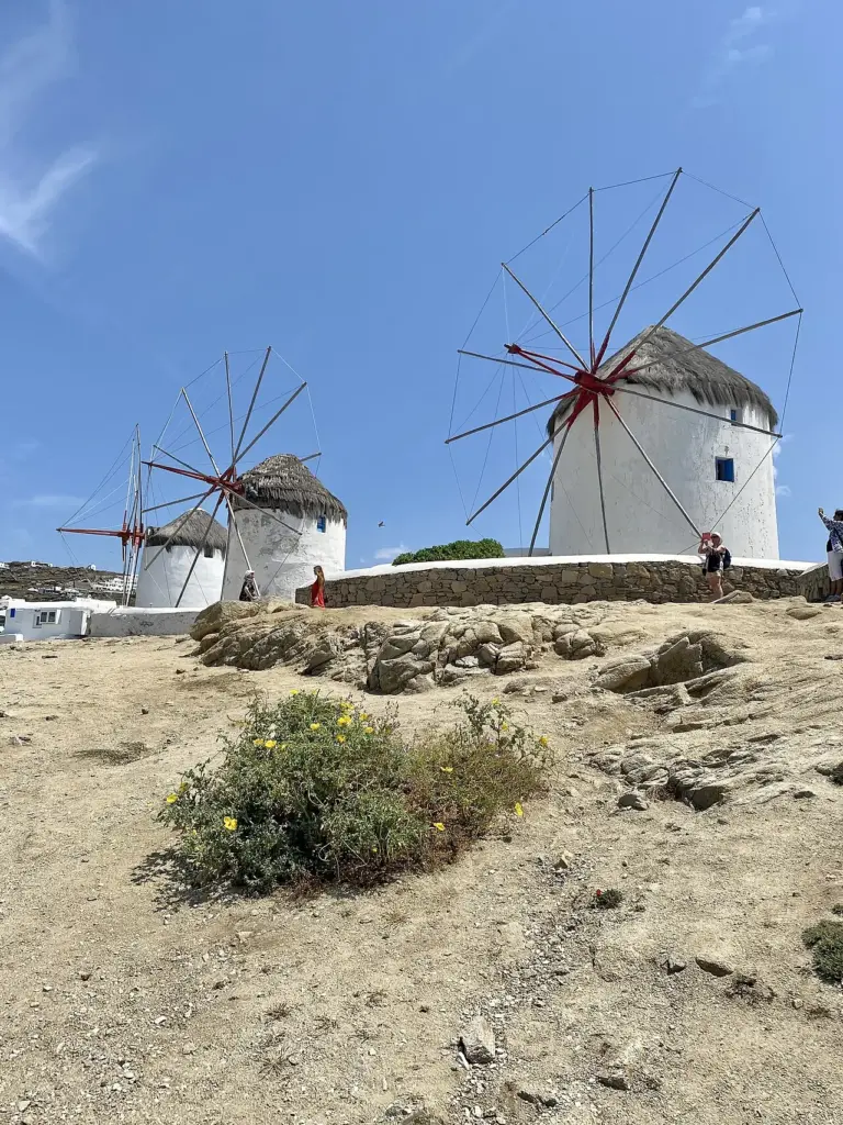 Mykonos Town (Chóra) – szélmalmok és fehér utcák
